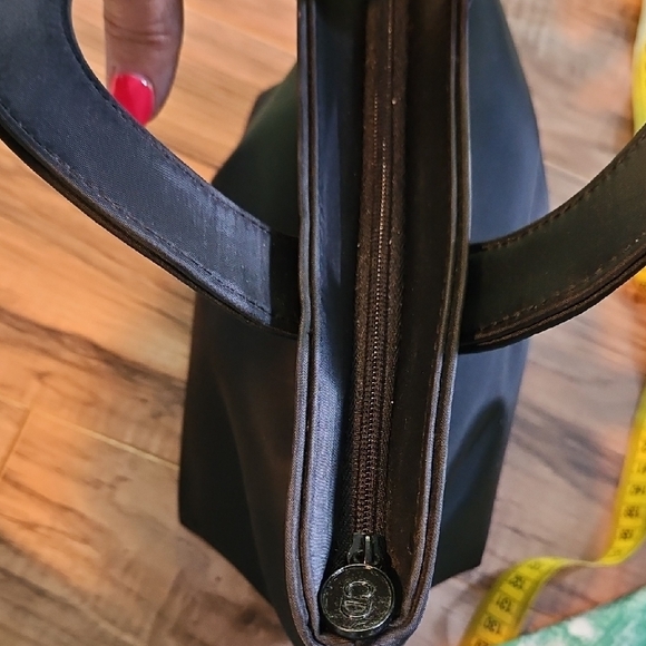 Christian Dior Vintage Gold Logo Black Nylon Makeup Cosmetic Bag - Picture 7 of 16